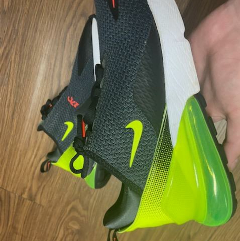 Nike AirMax size 9